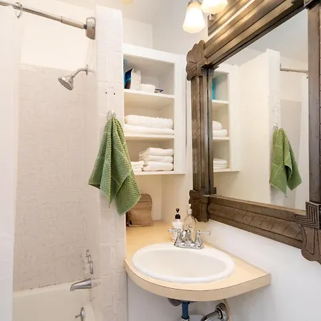 Apartment Gomez Gardens Santa Fe