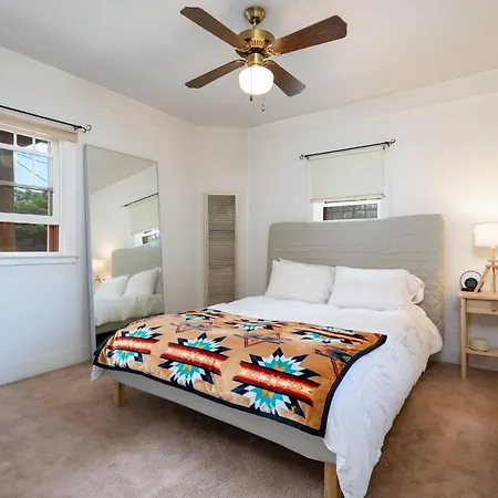 Gomez Gardens Apartment Santa Fe